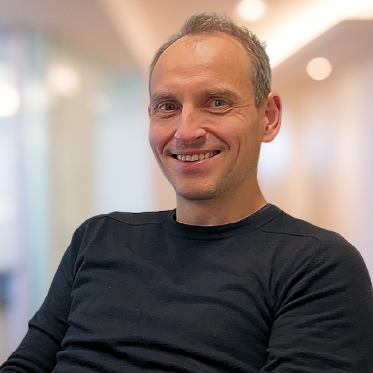 Dr. Stig Rune Jensen